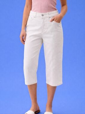 CERVELLE White Denim High Rise Mom Capri Jorts